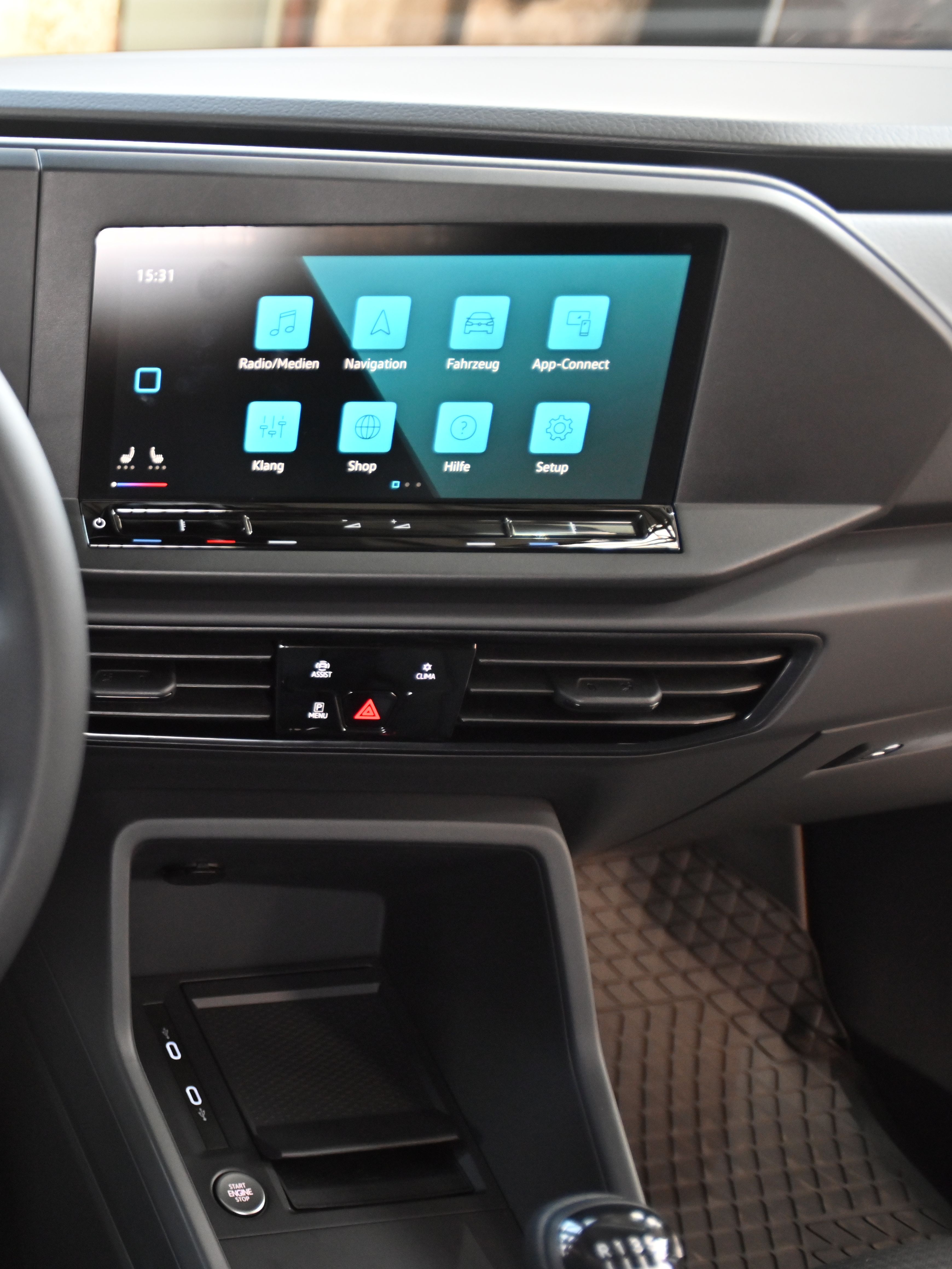 VW Grand California dulapuri
