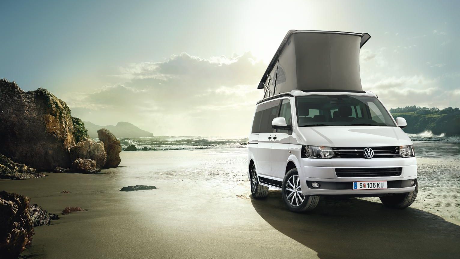 California-beach-edition-t5-bulli-volkswagen-vw-weiß-streifen-schwarz